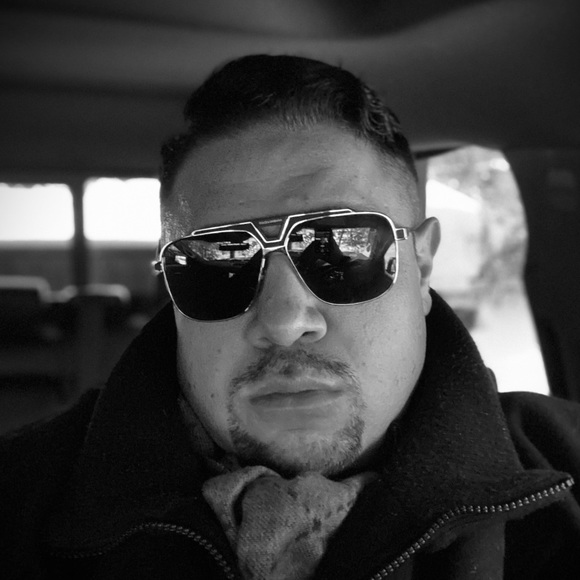 Meet your Posher, Michael - Picture 3 of 6